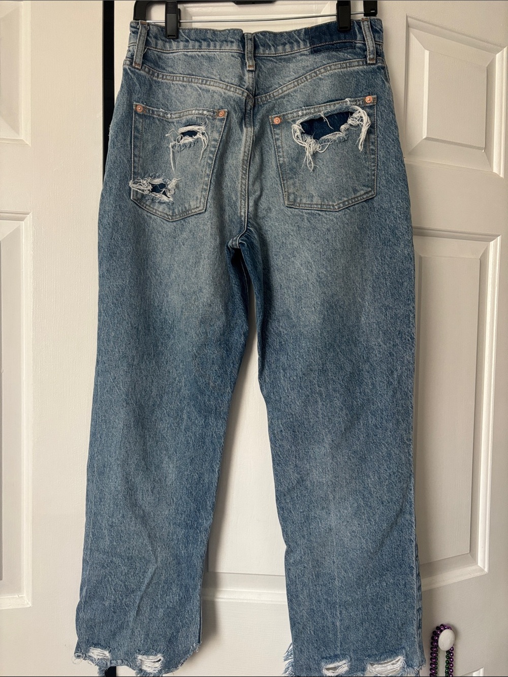 We the Free Light Blue Straight-Leg Distressed Cropped High Waist Jeans size 28 - Picture 5 of 10